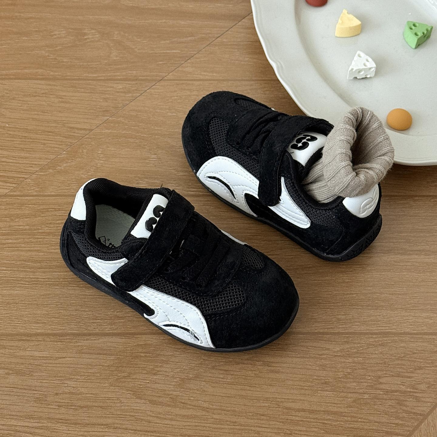 Fashionable and comfortable children's sports Designer shoes with soft soles anti slip men's and women's travel and leisure lightweight