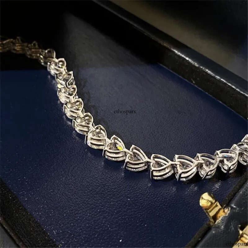 Choucong Brand Ins Top Sell Sweet Cut Wedding Bracelets White Gold Fill High Quality Full Heart Shape 5A Zircon Moissanite Dia Party Women Bangle For 