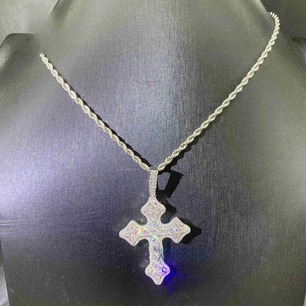 Men Hip Hop Jewelry Personalized Custom VVS Moissanite Iced Out Sterg Sier Rapper cross Pendant