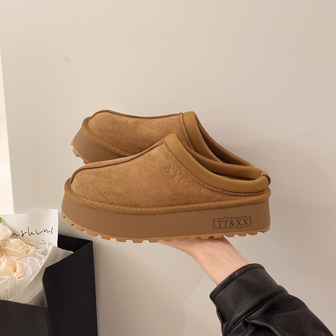 Free Shipping Fashionable casual shoes with toe caps semi slippers women's casual outer wear thick soles one foot pedaling reliable shoes boots n