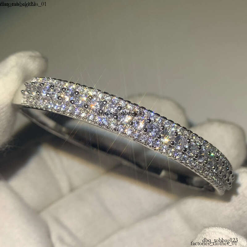 Stunning Hot Sale New 2019 Jewelry Sterling Sier Pave White Clear AAAAA Cubic Zirconia Women Bangle Wedding Wrist Bracelet Gift