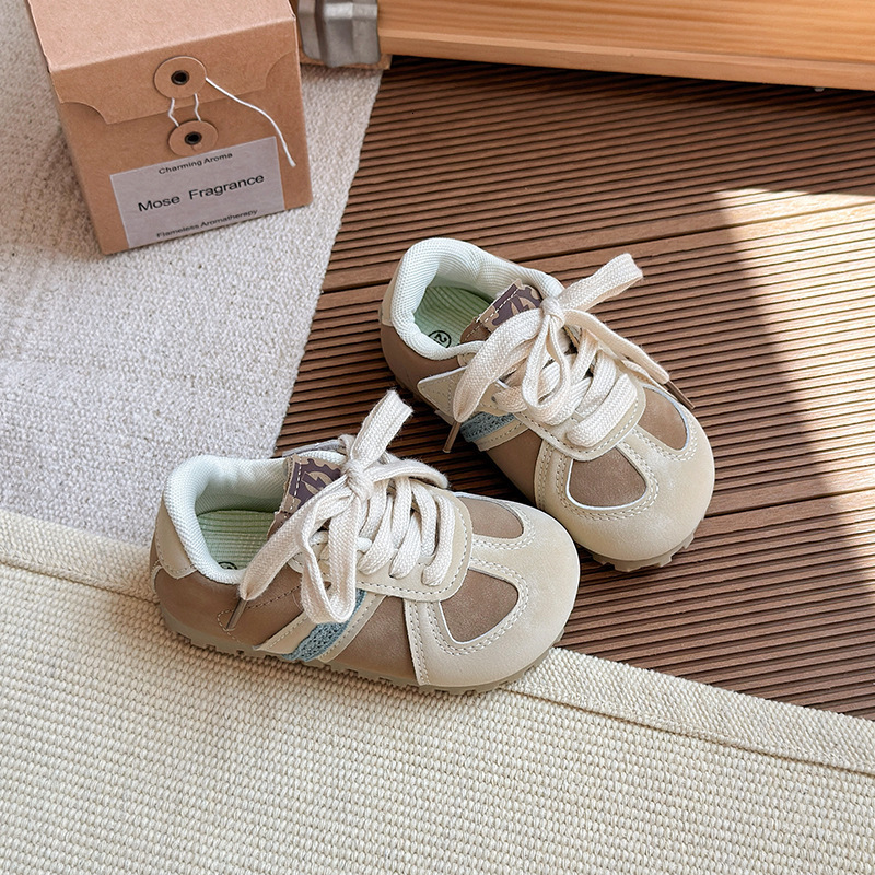 Autumn New Designer Luxury Shoes Casual Style Sports Shoes Fashionable Lightweight Breathable Designer German Style Training Shoes Running Shoes
