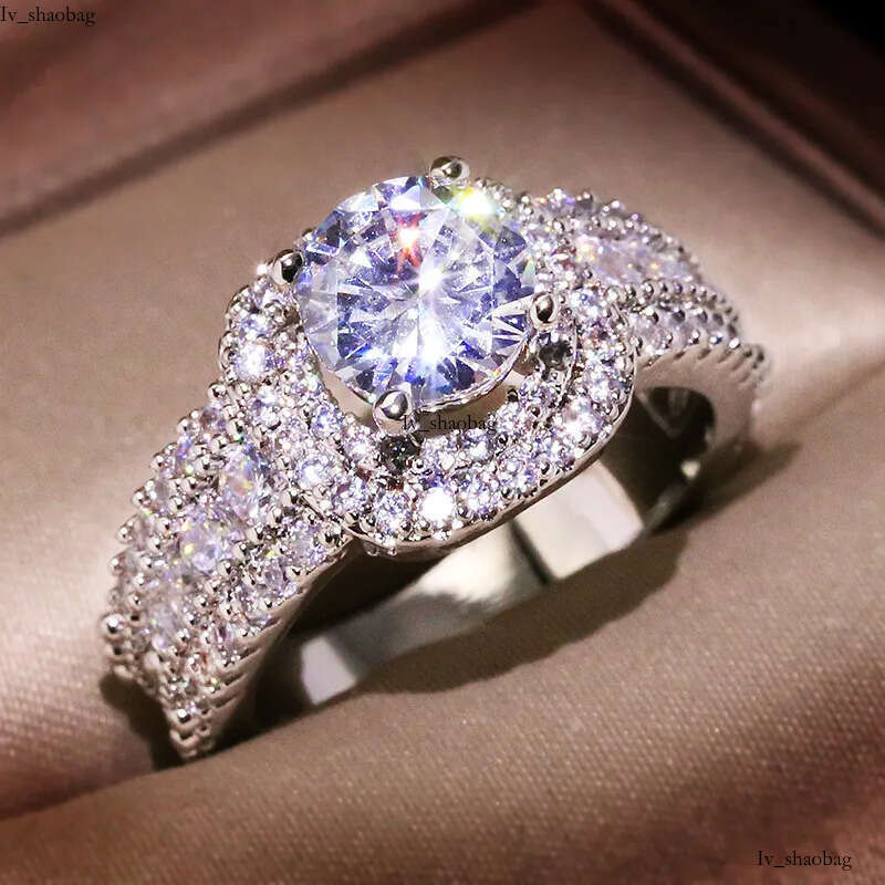 Wedding Round Simulated Dia Rings Fashion Gemstone Sier Engagement Ring For Women Jewelry 825 aaa