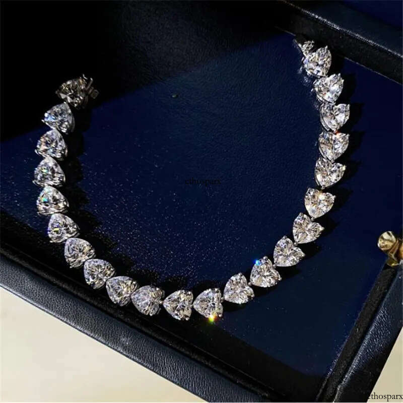 Choucong Brand Ins Top Sell Sweet Cut Wedding Bracelets White Gold Fill High Quality Full Heart Shape 5A Zircon Moissanite Dia Party Women Bangle For 