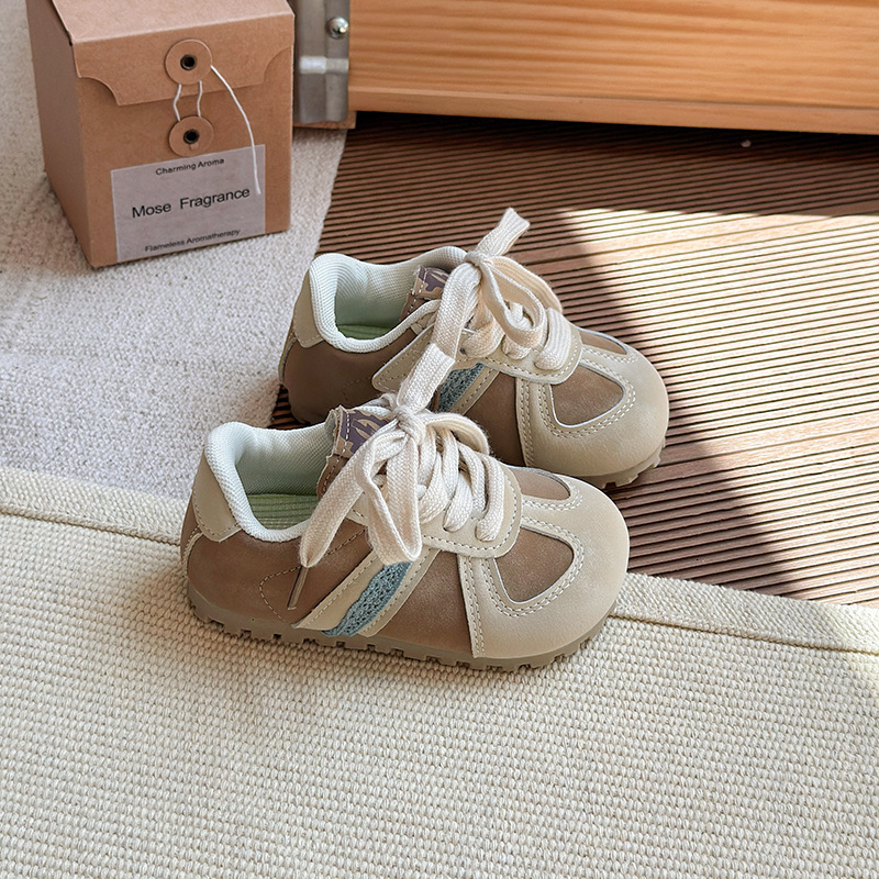 Autumn New Designer Luxury Shoes Casual Style Sports Shoes Fashionable Lightweight Breathable Designer German Style Training Shoes Running Shoes