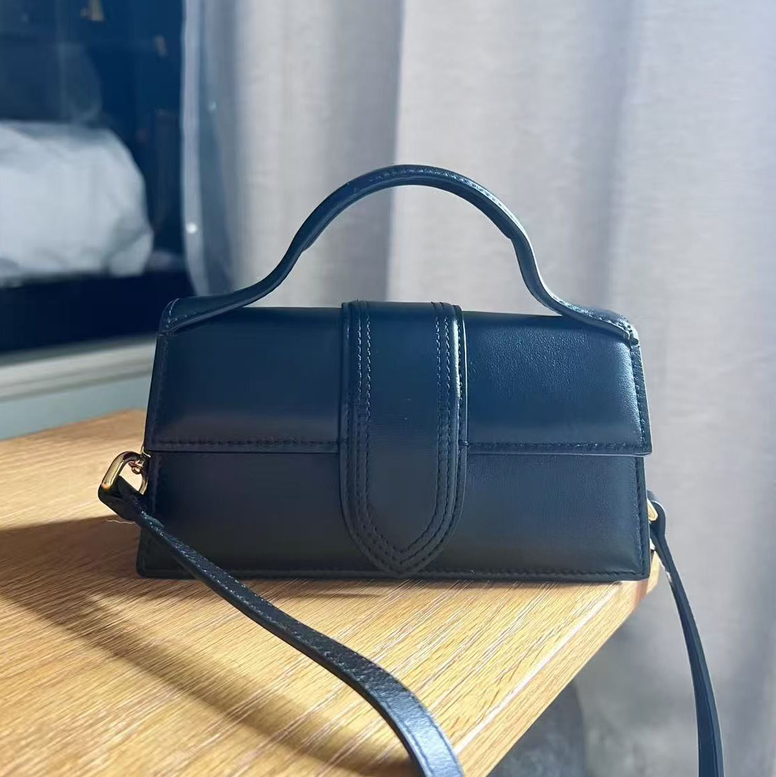 Designer bag Shoulder bag Le Bambino sac chiquito the Ronds bag luxury women crossbody bag Vintage Handbag Underarm Frosted Suede linen leather purse Wallet