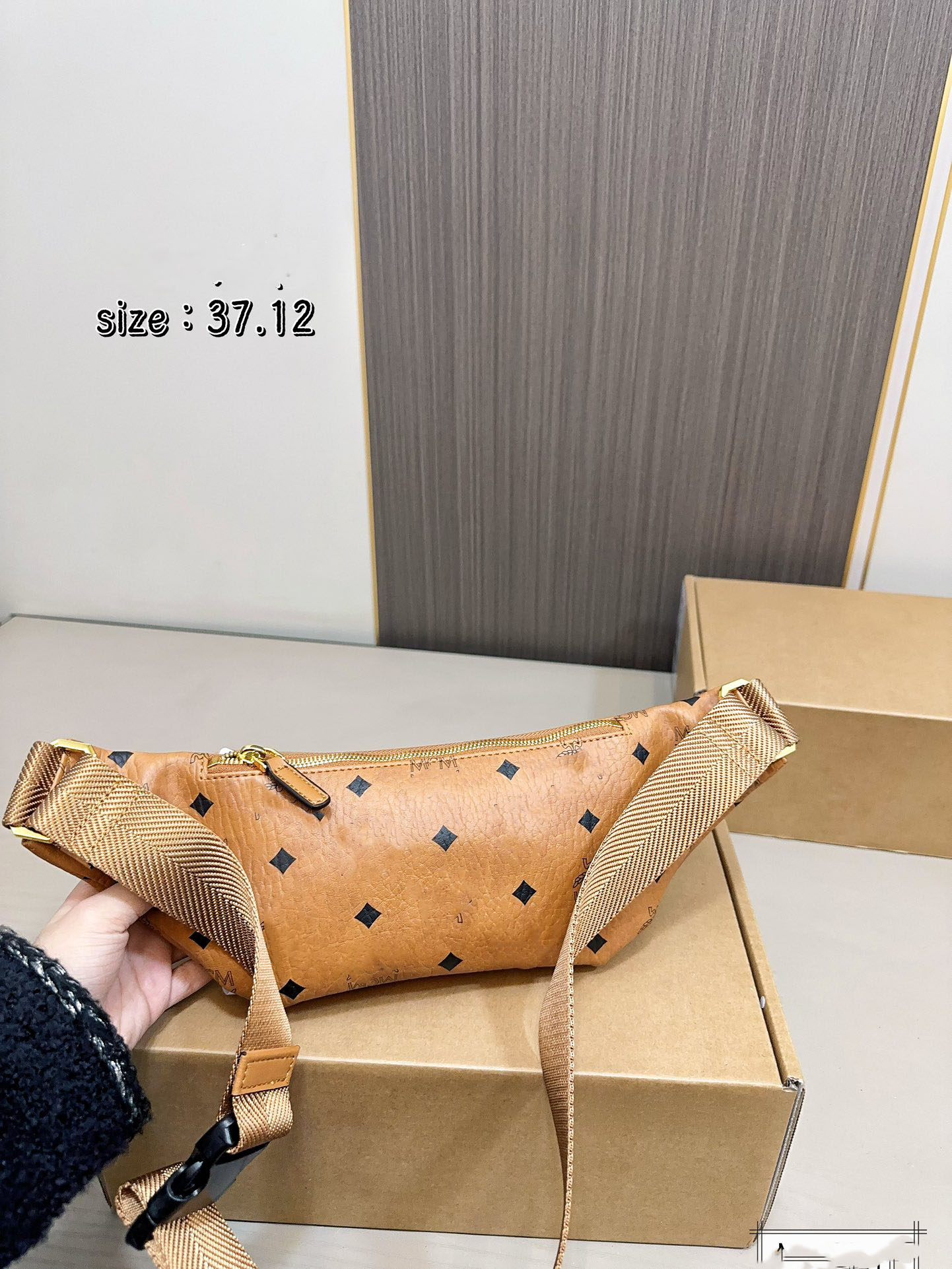 High quality designer waist bag, unisex chest wallet Trendy bag