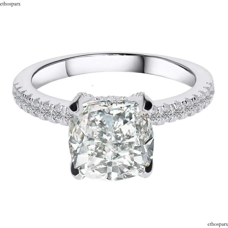 2024 Choucong Brand Designer Wedding Rings Jewelry Sterling Sier Oval Cut White Topaz Moissanite Dia Party Eternity Women Couple Bridal Ring Set