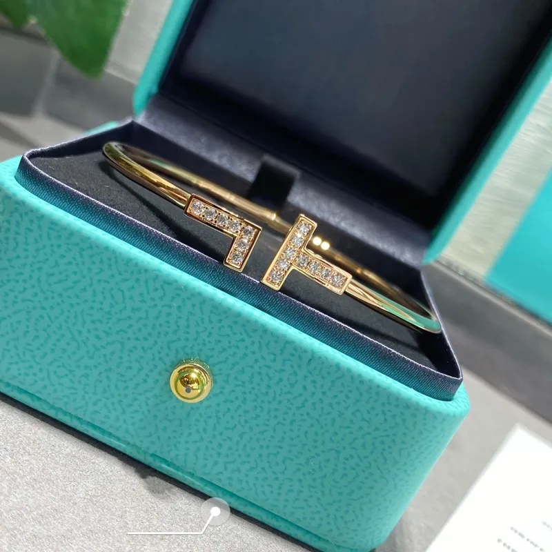 Designer Bracelet Women Jewelry Top Quality jewelry for Men bangles chain Gold Color fashion Open Style Valentine's Day Wedding party