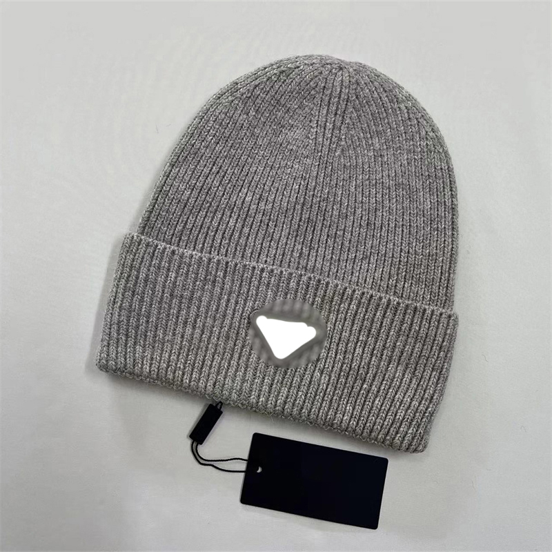 Beanie Mutze Top Fashion Designer Hats knitted hats Men's and Women's Beanie Winter hat Thermal Knit Hat Ski Bonnet High Quality Plaid Skull Hat Luxury warm Cap P222-1