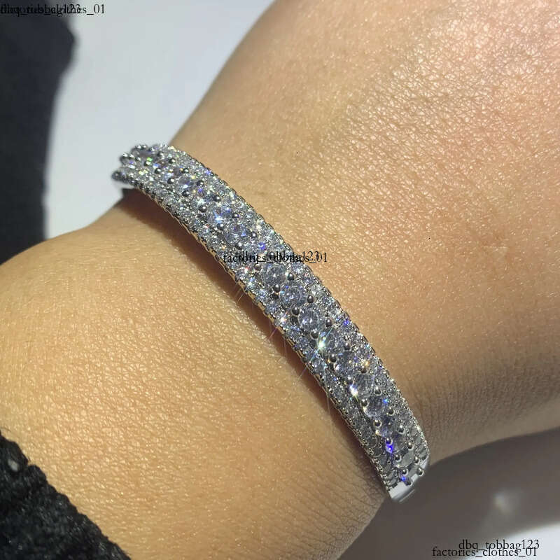 Stunning Hot Sale New 2019 Jewelry Sterling Sier Pave White Clear AAAAA Cubic Zirconia Women Bangle Wedding Wrist Bracelet Gift