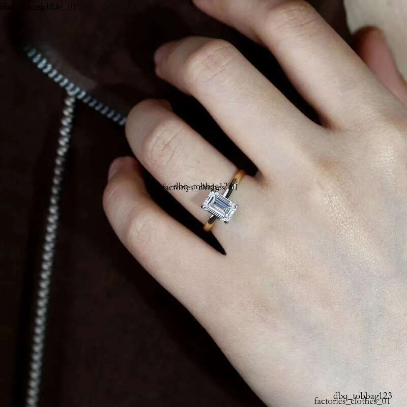 Solid 14K Gold 2CT D VS1 Emerald Cut Lab Rings IGI Wedding Dia Engagement Ring for Her