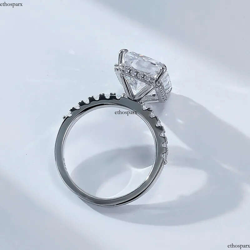 2024 Choucong Wedding Rings Elegant Jewelry Sparkling Pure 100% Sterling Sier Natural Moissanite Dia Gemstones Party Women Engagement Ring Gift