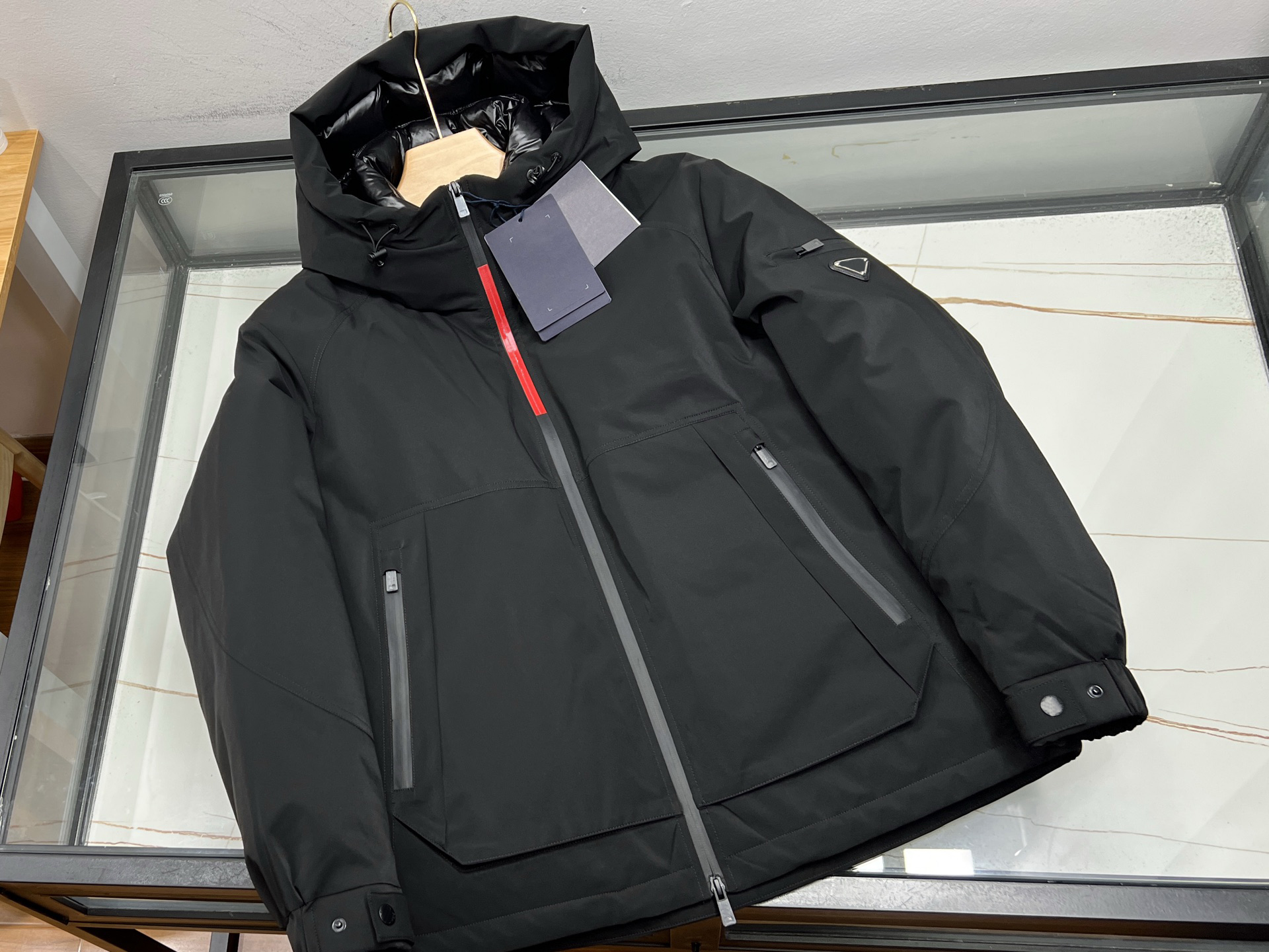 2025 Winter Highend… - image