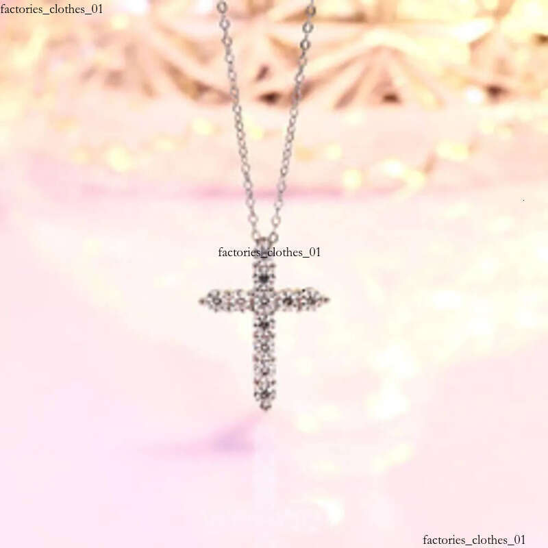 2023 New Pass Dias Tester VVS Initial Mossanite Pendant Dia Cross Fine Jewelry Necklaces Moissanite Sterling Sier