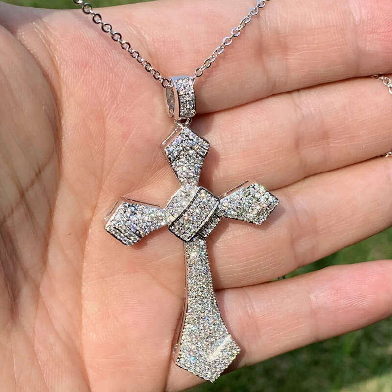 Hip Hop Stunning New Arrival Top Selling Jewelry Sterling Sier Pave White 5A CZ Gemstones Party Cross Pendant Women Necklace