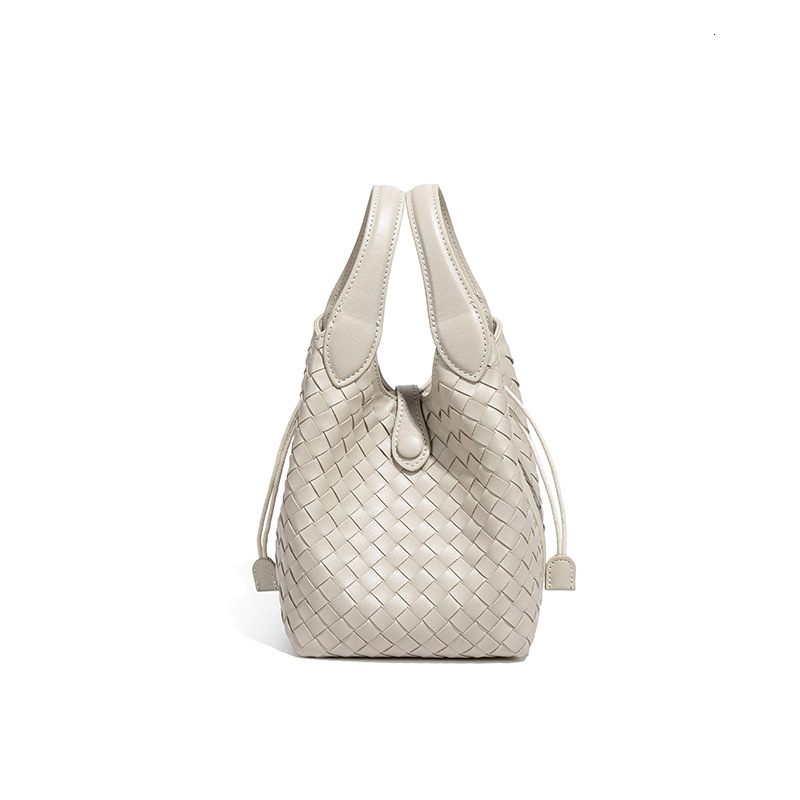 Designer Handbag Intellectual Style Luxury Bag High-end Original Design Double-wrist Basket Bucket Bag Fashion Trend Drawstring Woven Bag