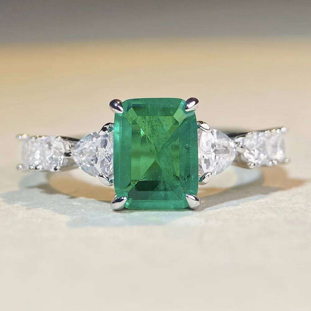 Solid Platinum PT950 Women's Emerald Cotton Muzuo Seiko Caibao Moissanite Dia Ring
