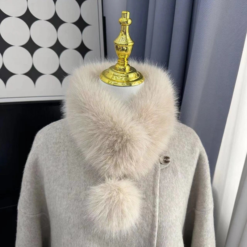 Natural Fox Fur Scarf Winter Thickened For Women Real Scarf Neck Warm Fluffy Shawls Female Coat Collar 250929