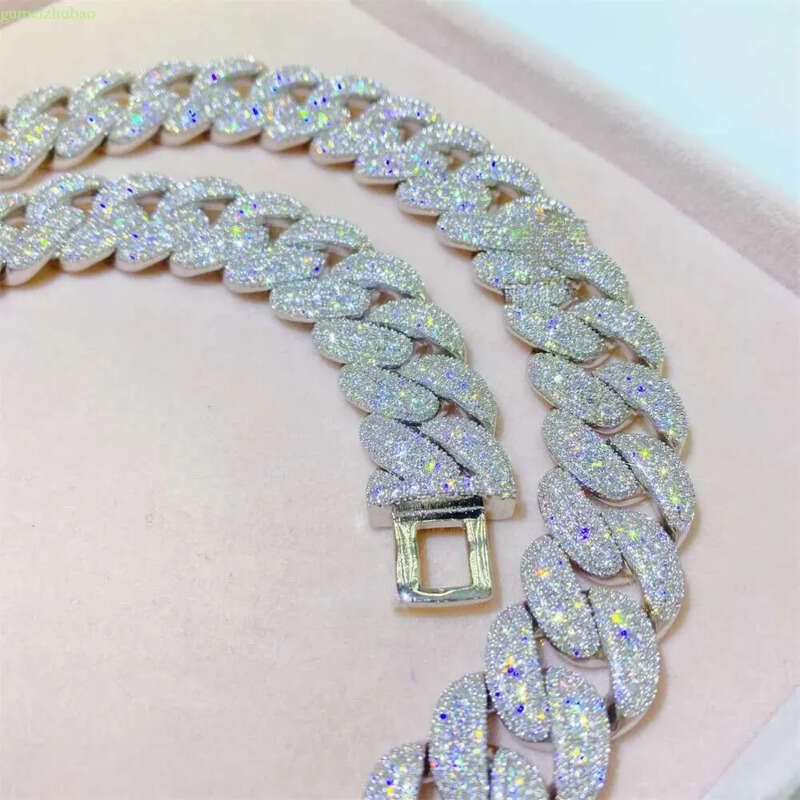 Fresh Bussdown 350g Hiphop 18mm S Iced Out Flawless Moissanite Miami Cuban k Chain