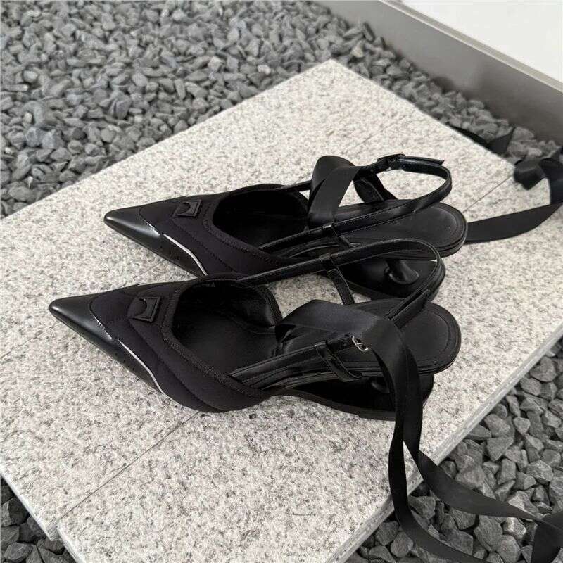Niche Design Ballet Fairy Style Irregular Designer Shoe High heels 2025 New Pointed heelegant Cross Strap Sandals