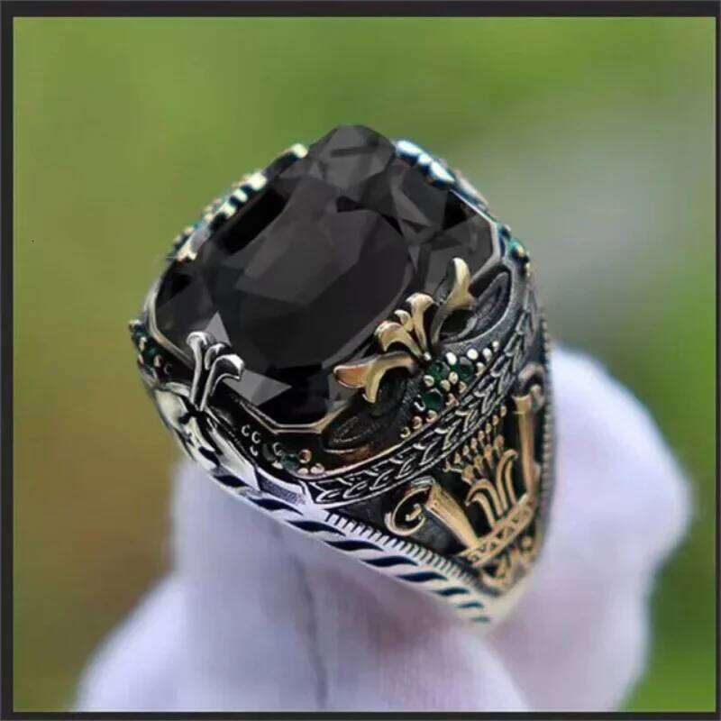 Retro Handmade Turkish Signet Rings for Men Ancient Sier Color Carved Mystic Zircon Inlay New Punk Motor Biker Ring