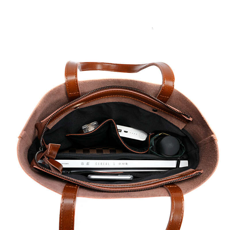 designer bag Luxury bag Large Capacity Oil Wax Cowhide Vertical Shoulder Tote Bag Genuine Leather Versatile High-end Handheld Briefcase for Women