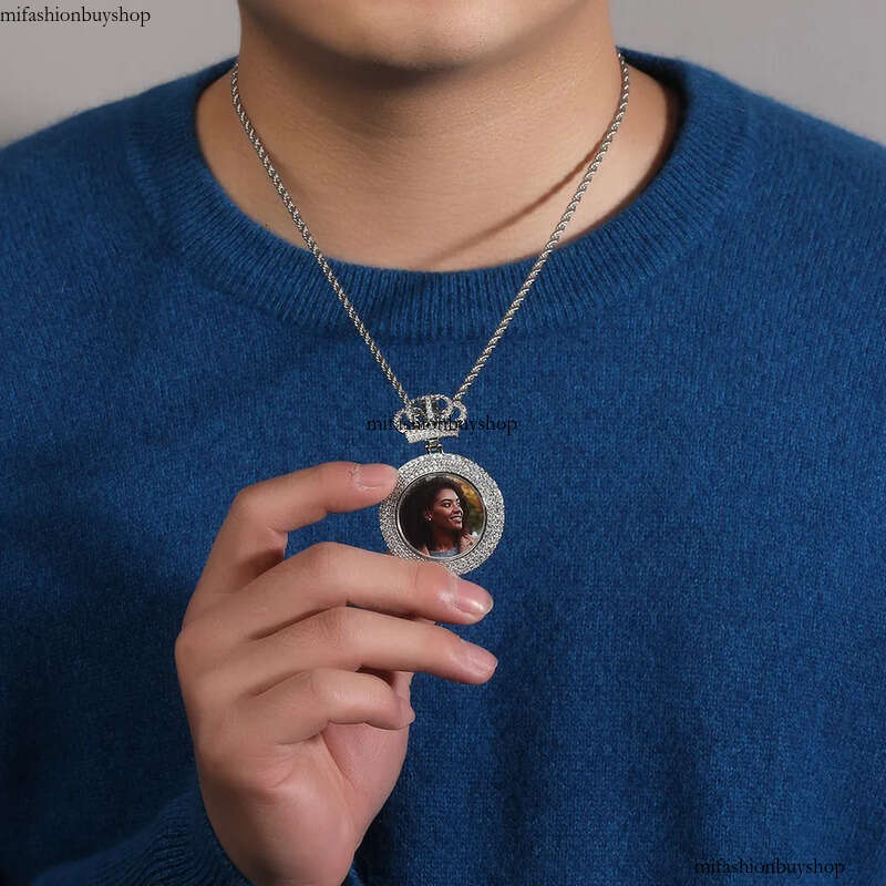 Custom Photo Pendant Necklace Crown Clasp Round Memorial Frame Medal Pendants