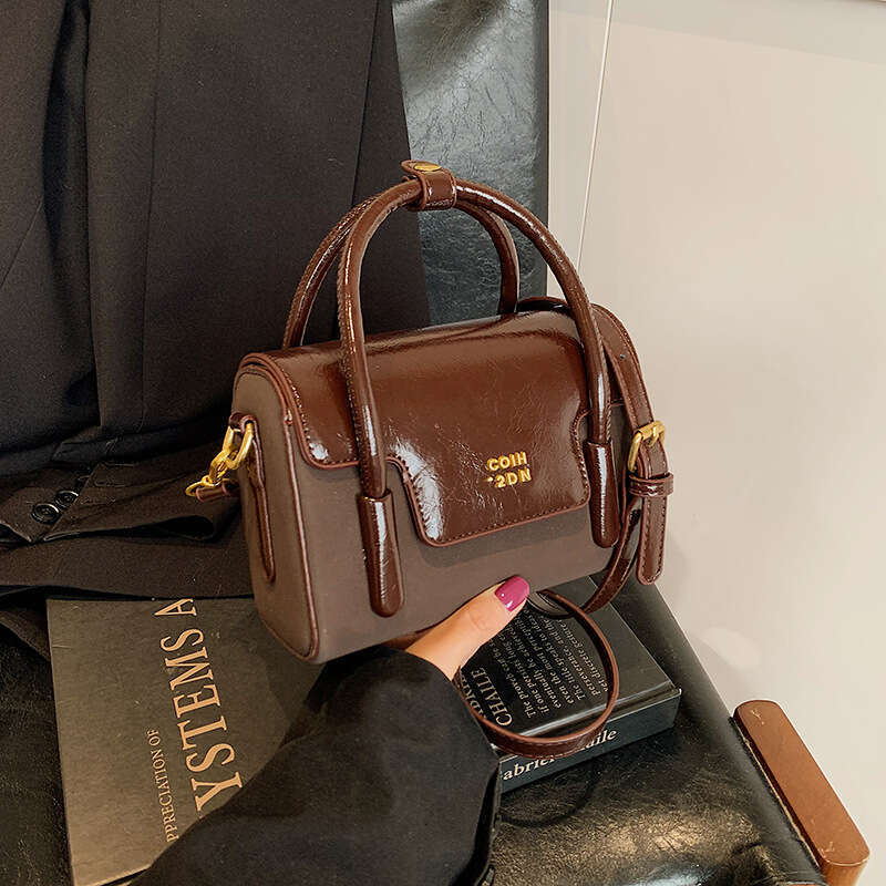 designer bag Luxury bag High-Quality Trendy for Women New Fashion Versatile Handbag Shoulder Crossbody Commuter Small Square Bag