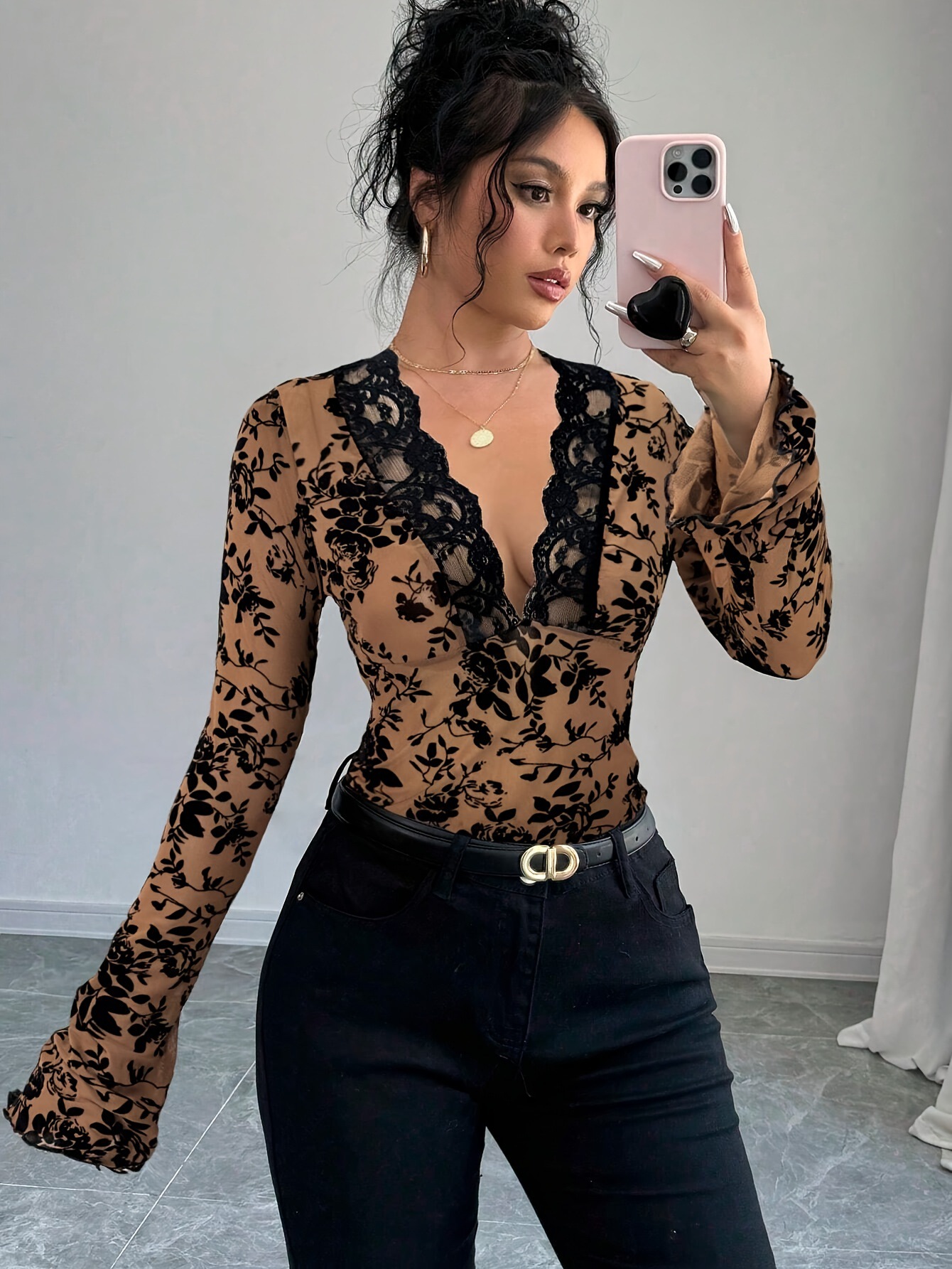 New Autumn-Winter Women's V-Neck Lace Mesh Blouse with Flared Sleeves T-Shirt Dress