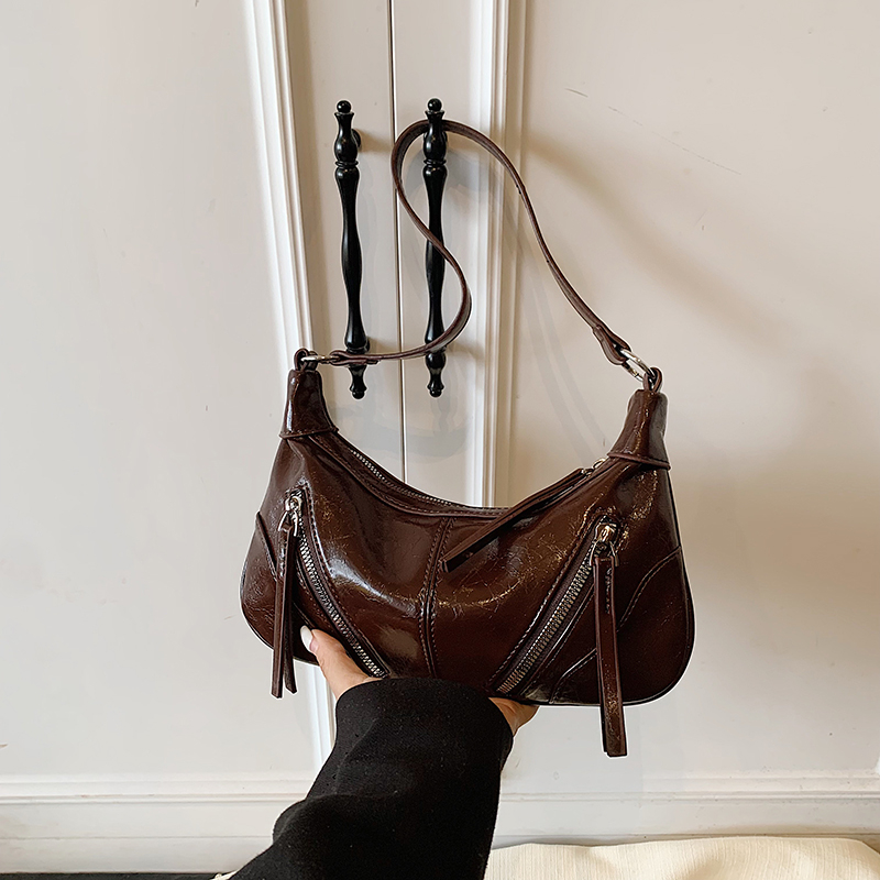 2025 new popular women's casual simple shoulder bag, niche fashion elegant daily work commuting versatile and durable multifunctional handbag