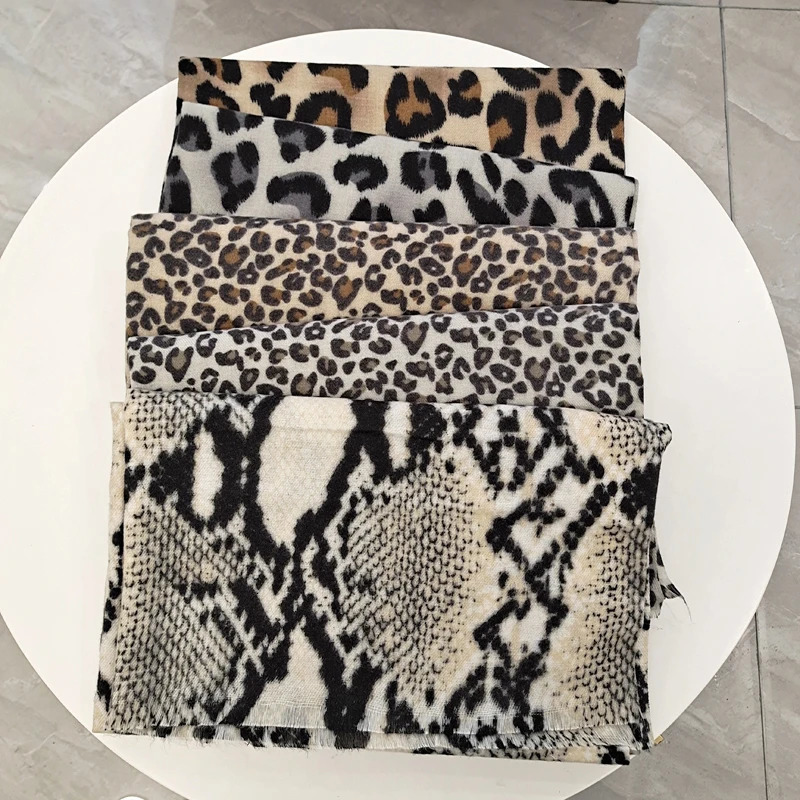 Printed Leopard Imilation Cashmere Scarf For Women Long Pashmina Shawl Wrap Thick Stole Echarpe 20080cm 250930
