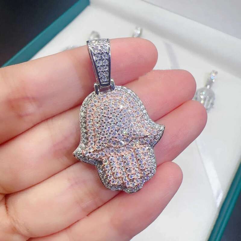 Hip Hop Jewelry Sterg Sier VVS Moissanite Iced Out Hamsa Hand Pendant for Men Pass Dias Tester with GRA Certificate
