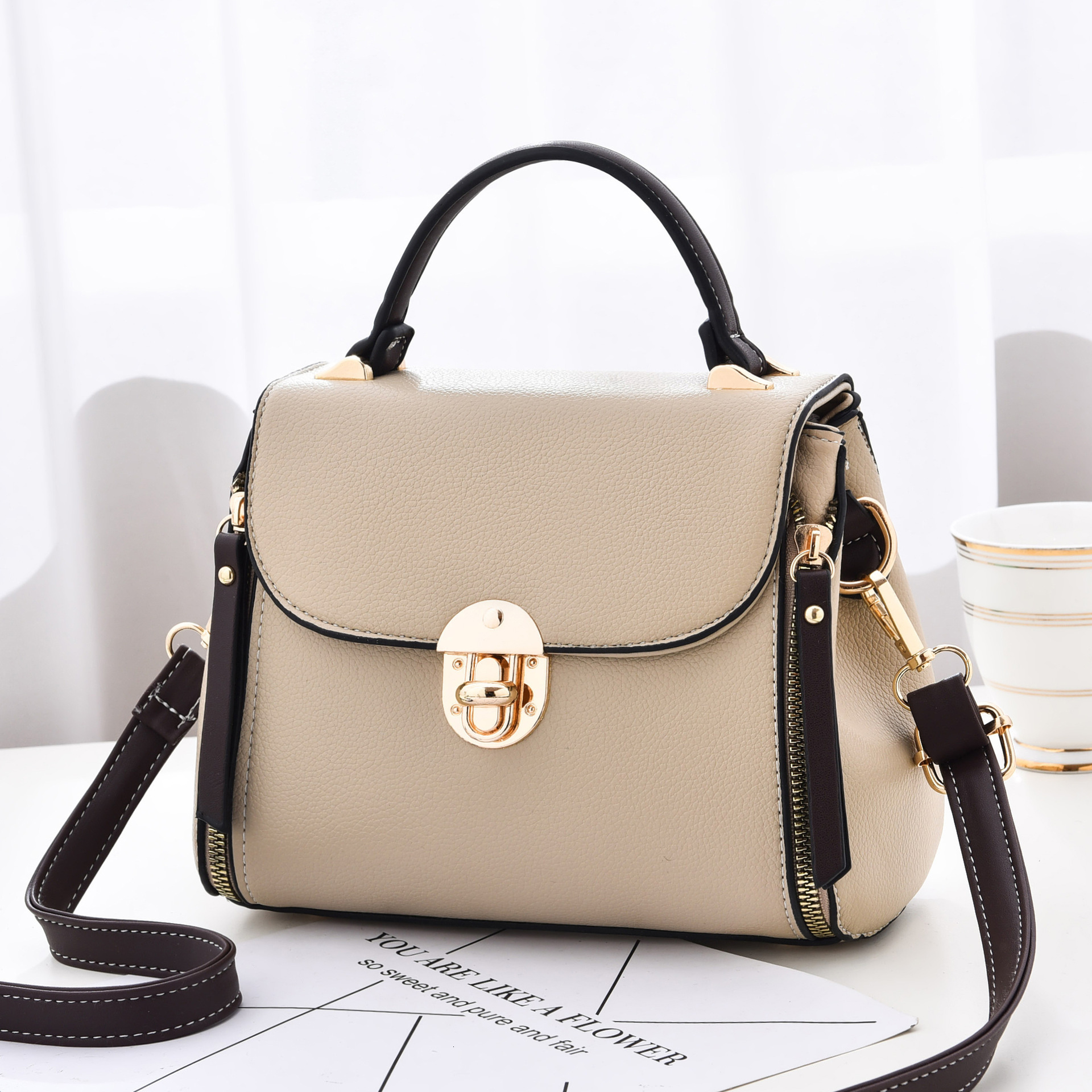 Women's handbag new chain shoulder bag designer bag small square bag niche design slanted women's bag luxury bag handbag