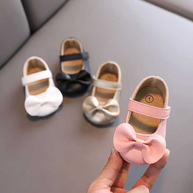 Baby Girl Casual and Comfortable Solid Color Mary Jane Shoes Lightweight and Non Slip Spring and Autumn Walking ShoesJ250930