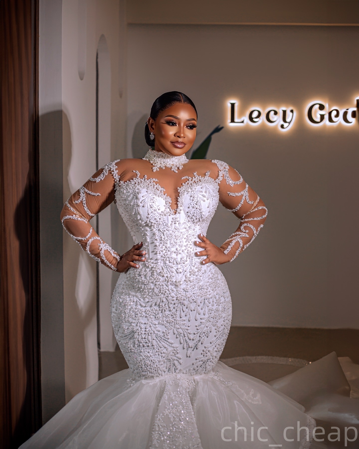2025 Aso Ebi Plus Size Ivory Mermaid Wedding Dress Pearls Lace Sheer Neck Long Sleeves Organza Bridal Gowns Dresses robe de mariee ZHJ0452