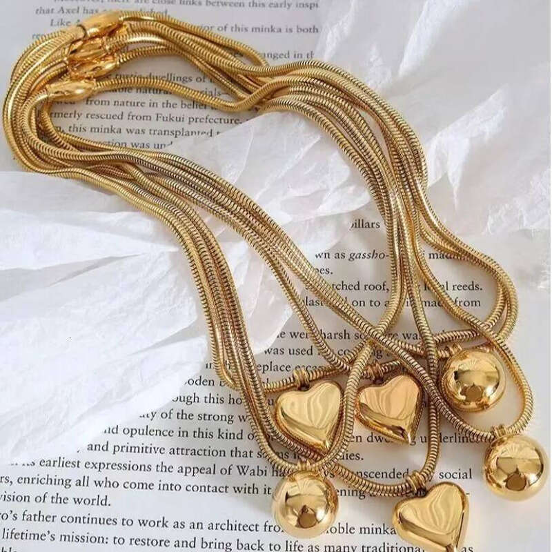 Ins Top Sell Heart Pendant Simple Fashion Jewelry Titanium Stainless Steel Circle Party High Quality Smooth Snake Chain Women Necklace For Lover Gift 