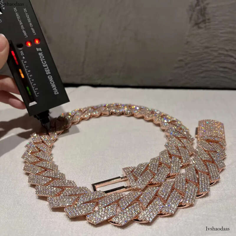 Gorgeous Bulky Rose Gold Plated 24mm 4 Rows Sier Iced Out Moissanite Cuban Link Chain