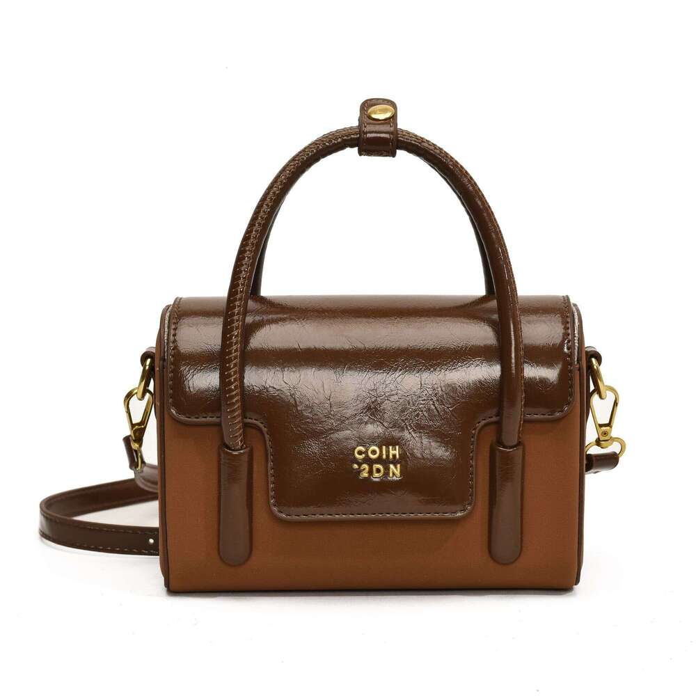 designer bag Luxury bag High-Quality Trendy for Women New Fashion Versatile Handbag Shoulder Crossbody Commuter Small Square Bag