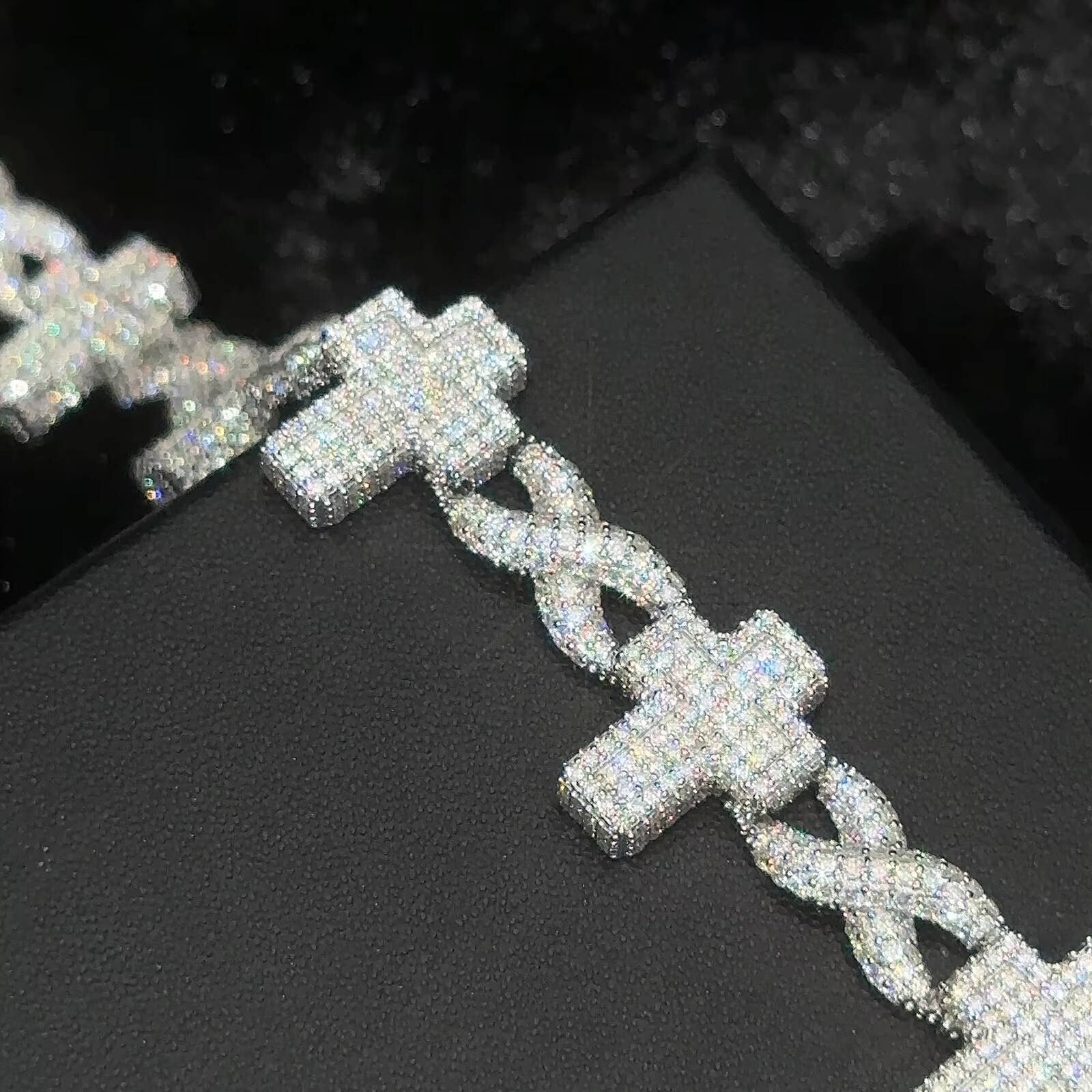 Rapper Luxury Fine Jewelry Moissanite Infinity Cuban Link Cross Cuban Bracelet Factory Direct Sale for Man