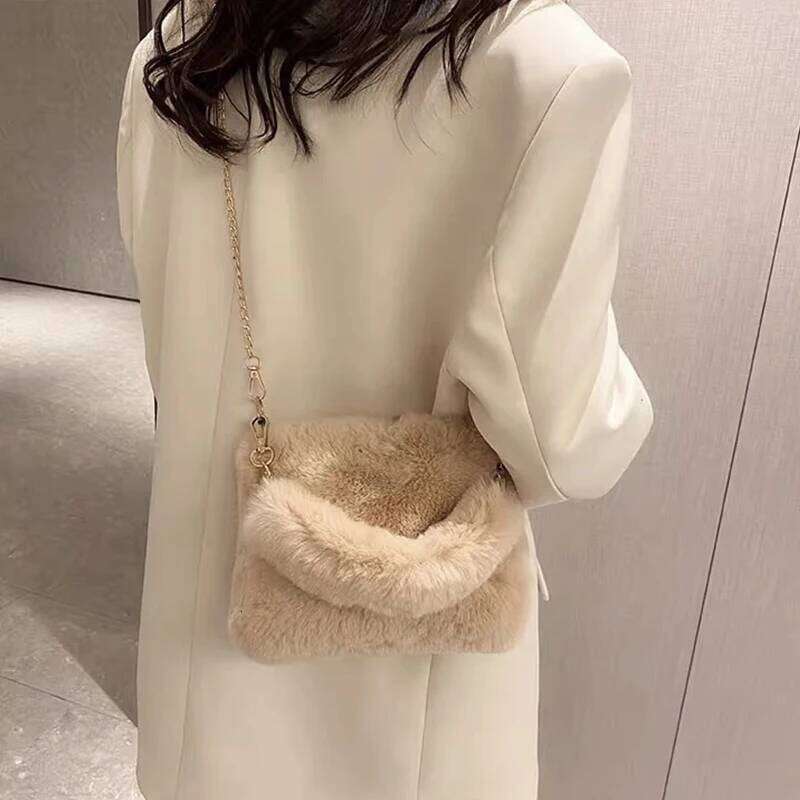 Plush Faux Fur Tote for Women Winter Shoulder Bag Casual Fluffy Crossbody Bags Fashion Chain Handbag Girls Soft Purse