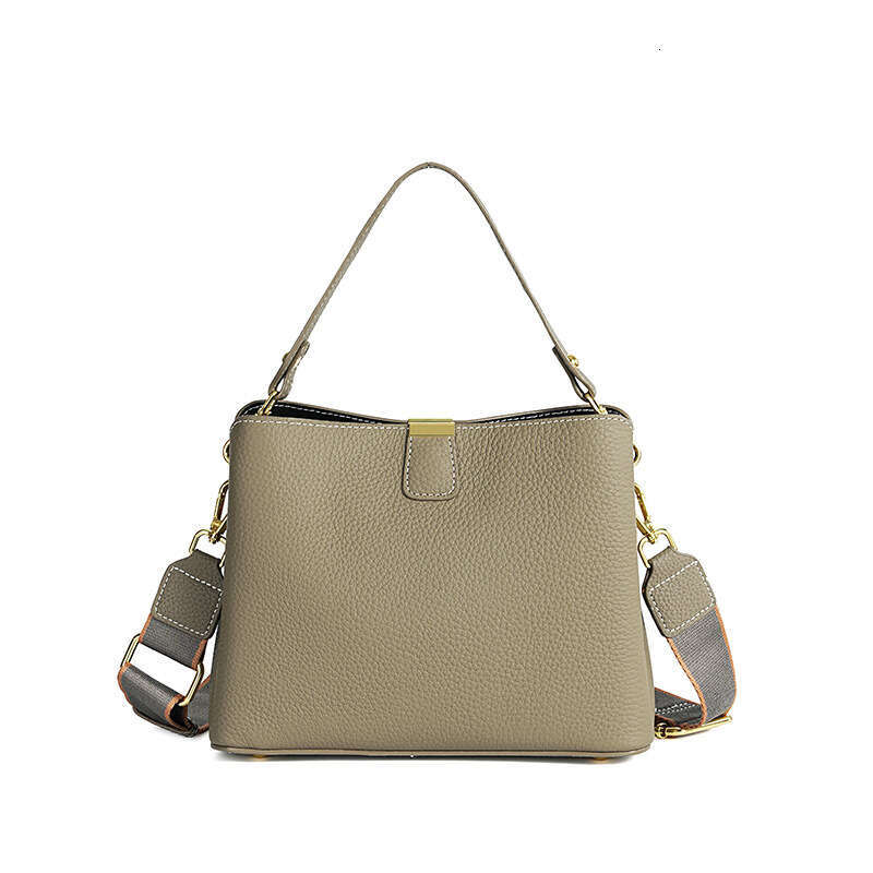 designer bag Luxury bag Fashion Cowhide for Women New Large Capacity Bucket Bag Versatile Commuter Genuine Leather Crossbody Shoulder Handbag