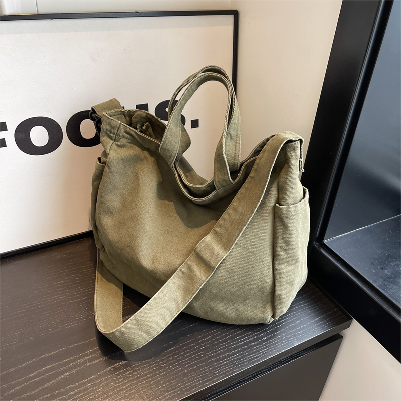 New casual simple shoulder bag popular, niche fashion elegant, versatile for daily work and commuting, luxurious and durable, multi-functional handbag