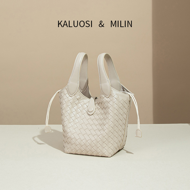 Designer Handbag Intellectual Style Luxury Bag High-end Original Design Double-wrist Basket Bucket Bag Fashion Trend Drawstring Woven Bag
