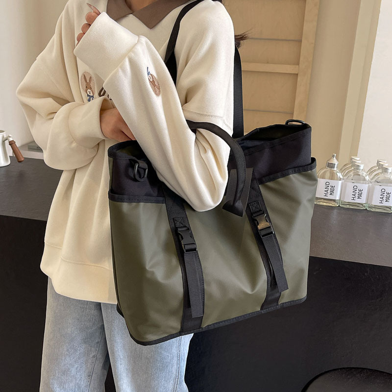 Designer's Large Capacity Women's Shoulder Bag 2025 New Commuter Handbag