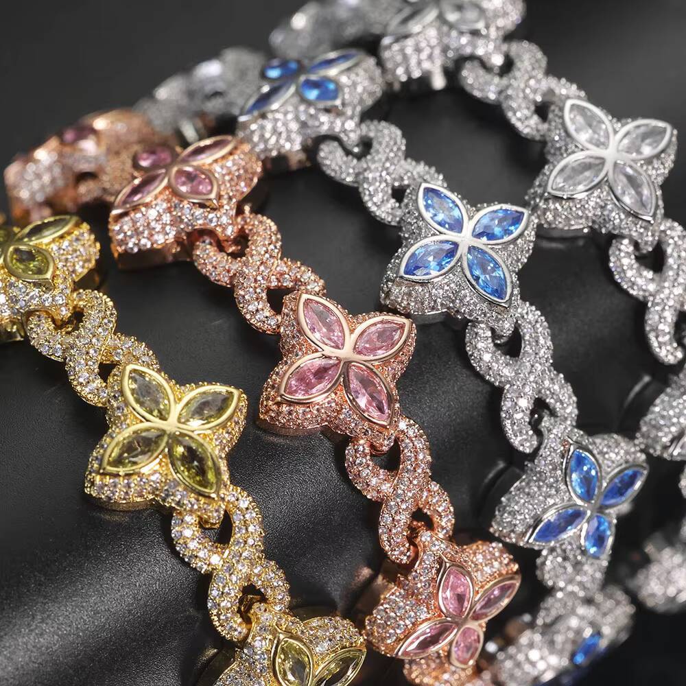 Eskeem Hip Hop Bracelet New Design Infinite Miami Cuban Link Chain Four Leaf Clover Iced Out Diamond Flower Cross for Women Men