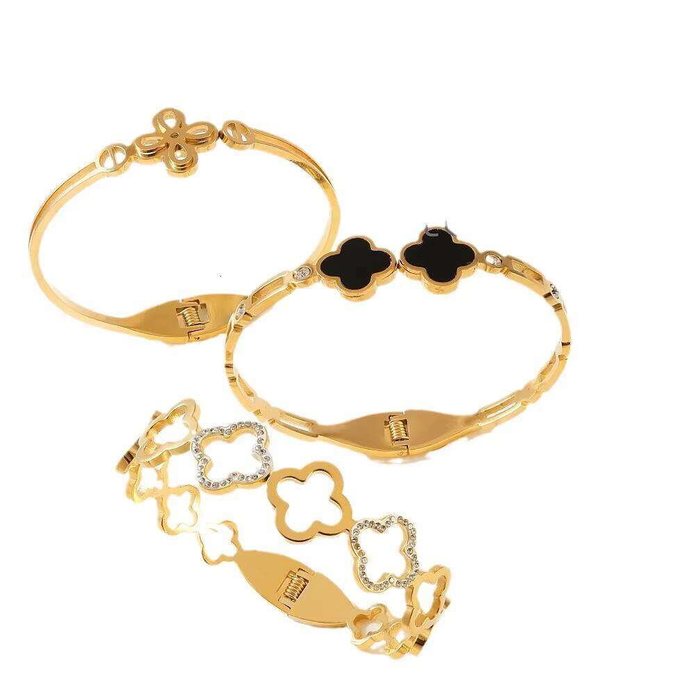 Fashion Gold Non-Fading Jewelry Sterling silver High-End Quality Beautiful Clover Bracelet