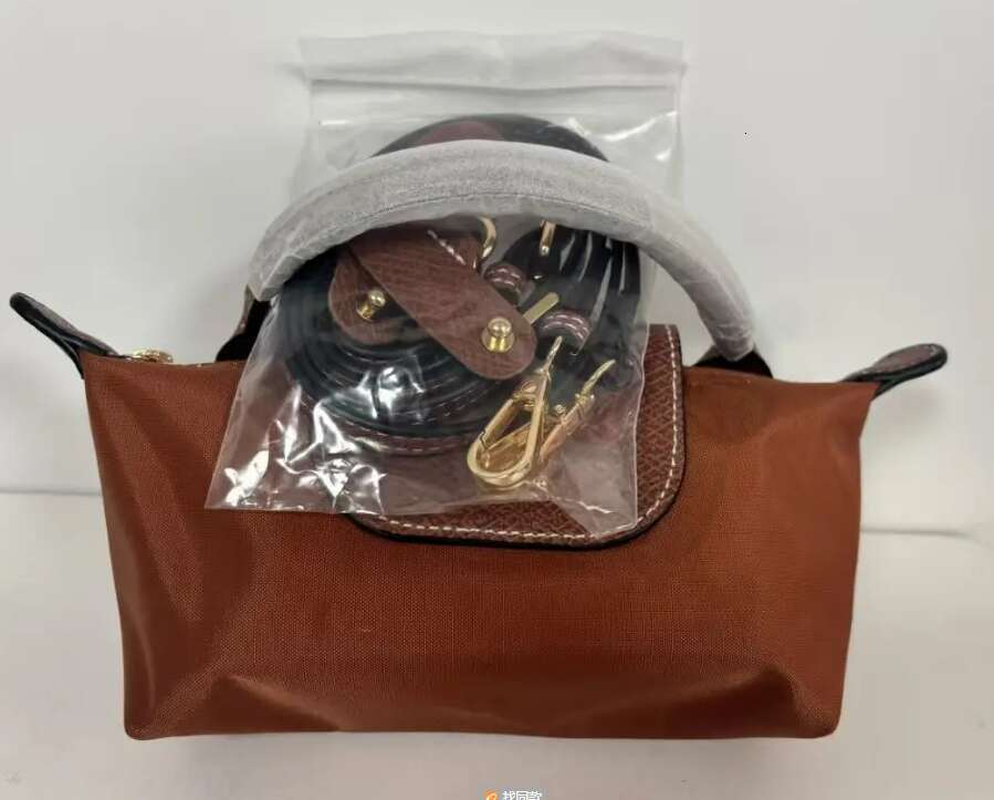 Hot Selling New Mini Dumpling Bun Nylon Large Capacity Handheld Versatile Crossbody Bag Change Keybag With Shoulder Strap Designer Bags