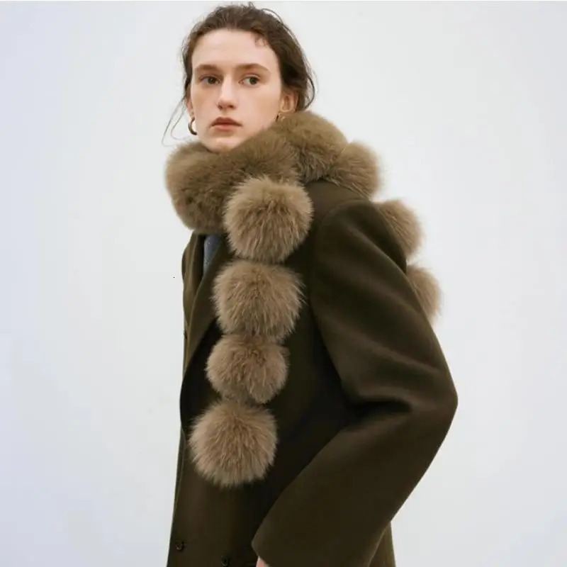 Long Faux Fox Fur Scarf Women Winter Warm Soft Furry Scarves Casual Lady Outdoor Neck Warmer Collar 250929