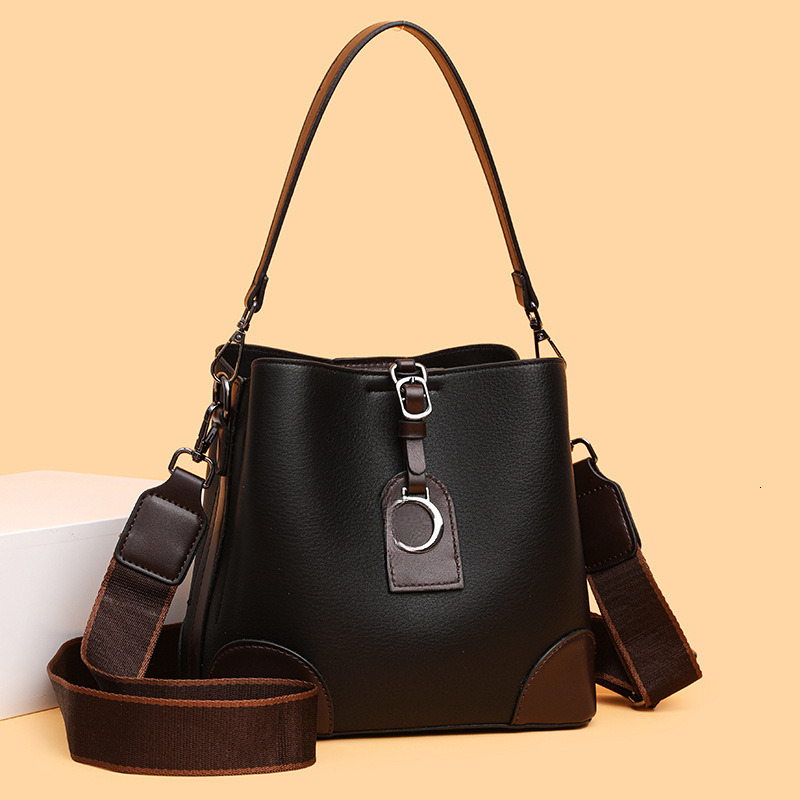 2025 new women's bucket bag high-end handbag European and American retro crossbody bag designer bag luxury bag shoulder bag